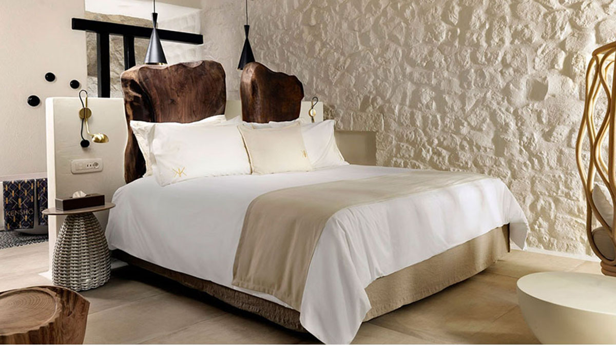 Junior Suite with Outdoor Hot Tub