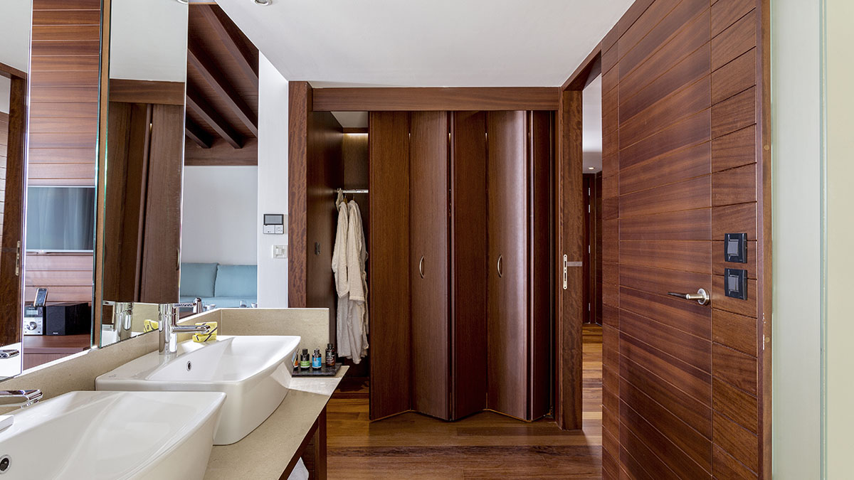 One Bedroom Suite Sea View 