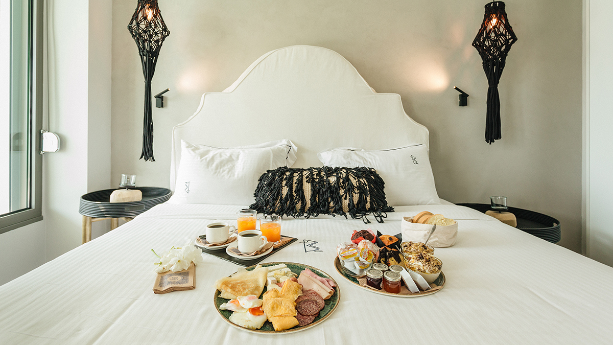 Double Suite Side Sea View with Private Pool