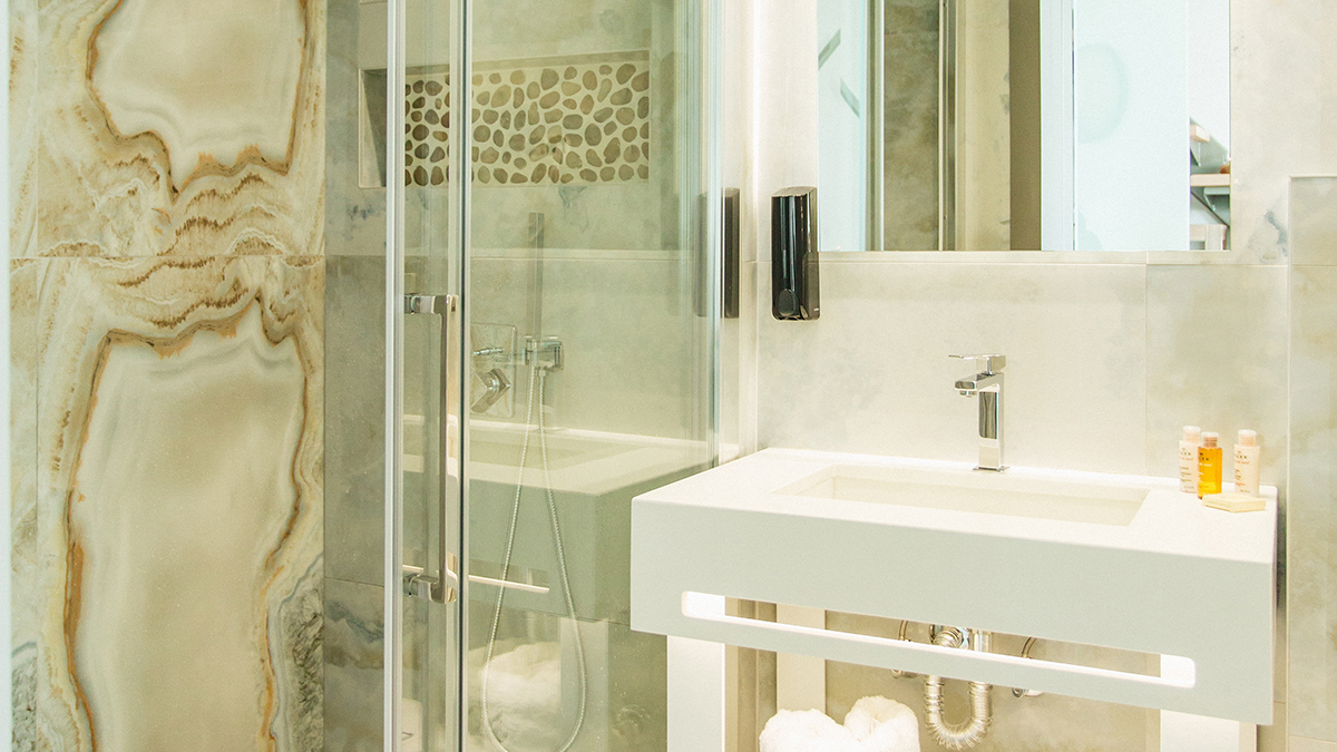 2 Level Suite Sea View