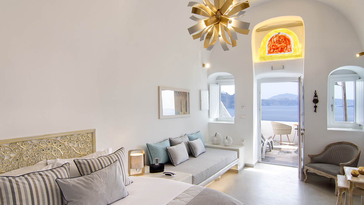 Legend Grand Suite with Outdoor Hot Tub Caldera View 