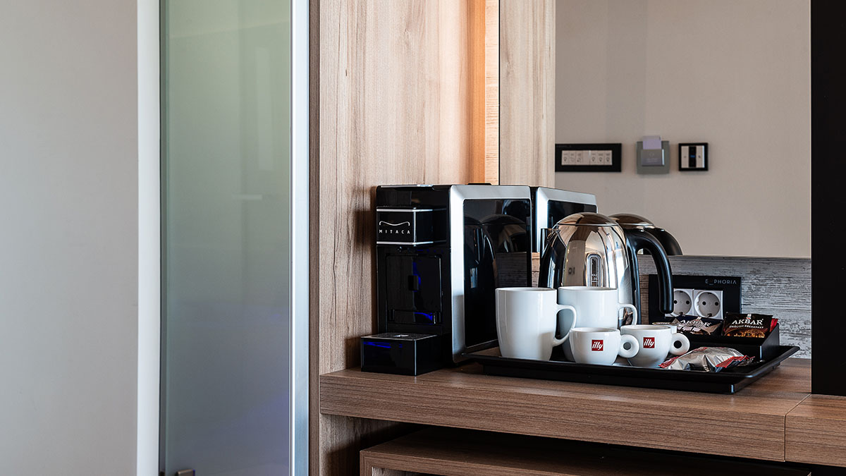 Classic Room Sharing Pool Side Sea View