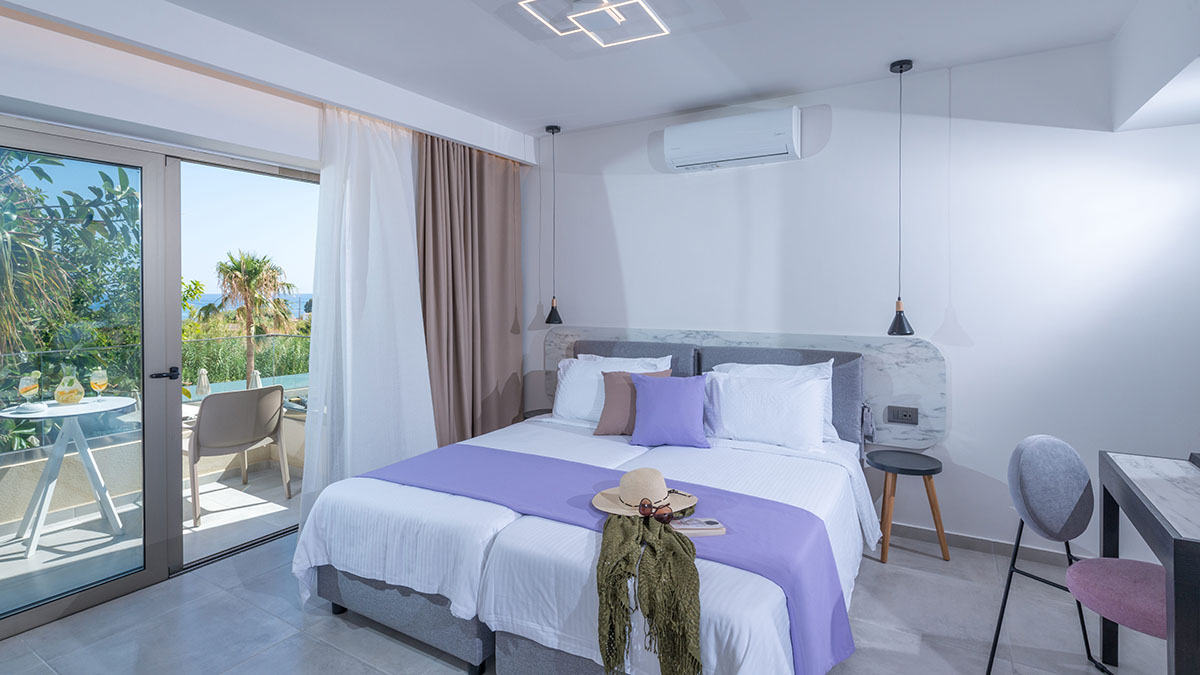 Double Land View/Pool View