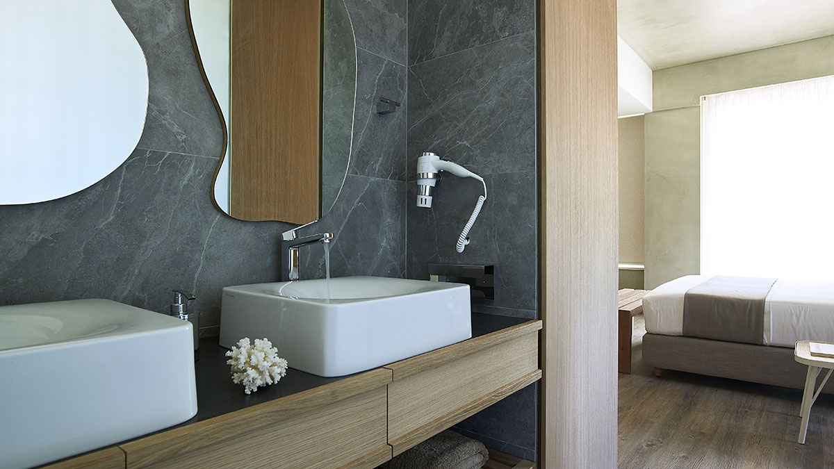 Villa Votsalo 5 Bedrooms BeachFront