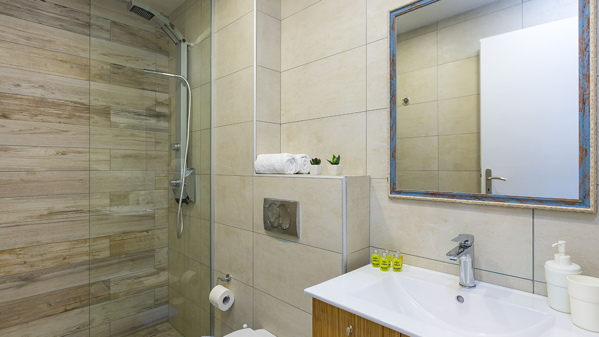 Deluxe Apartment Sea View on top floor