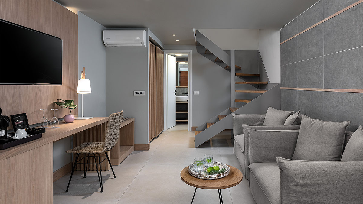 Deluxe One Bedroom Suite- Maisonette